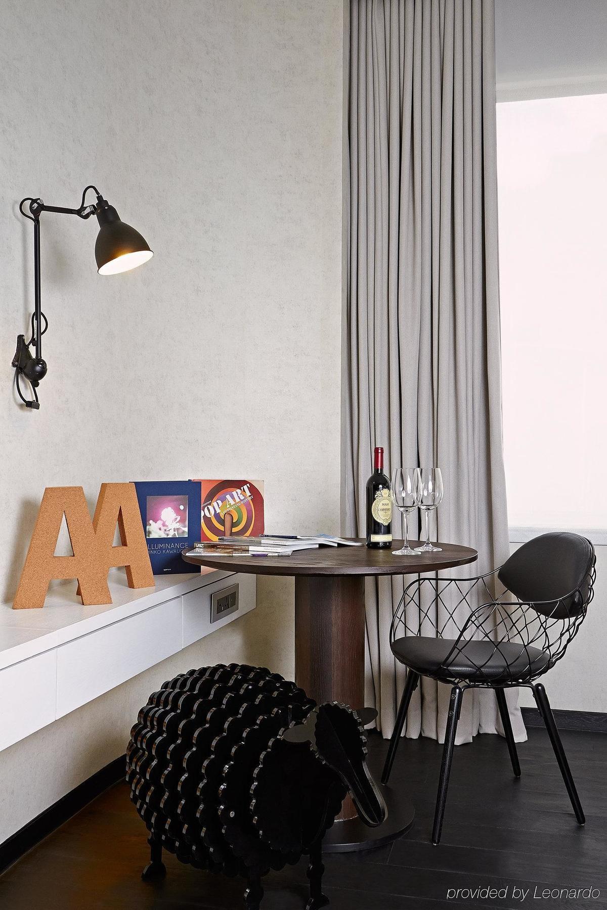 Hotel Naumi - Sg Clean 5*